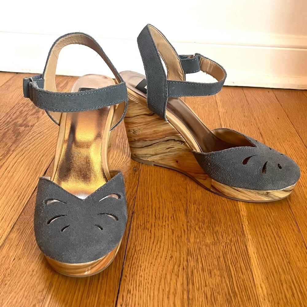 BC Footwear Blue Gray Wood Cork Wedge Shoes